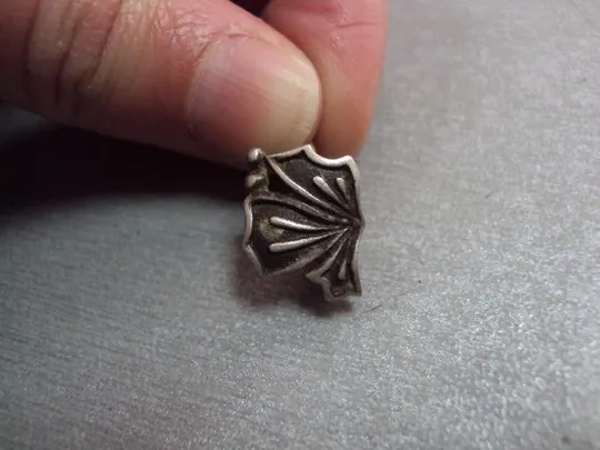 Серьга кульчик цветочек лист листочек серебро 925 проба украина вес 1,84 г №11110 Ціна
