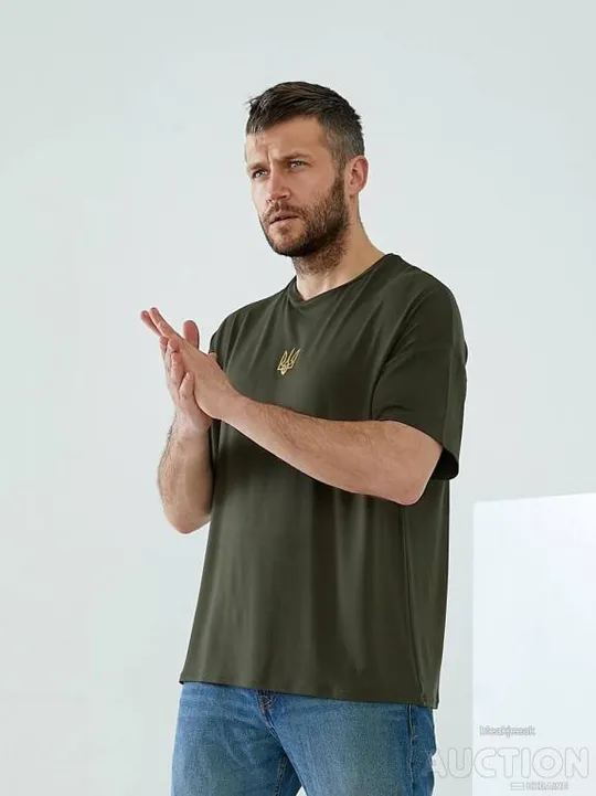 Купити Чоловіча однотонна футболка колір хакі
