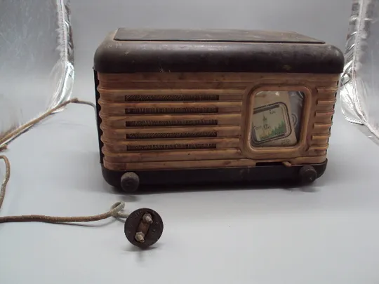 Радиоприемник мпсс ЗИП ссср приемник Москвич 1951 год размер 18х28 см №15963 Ціна