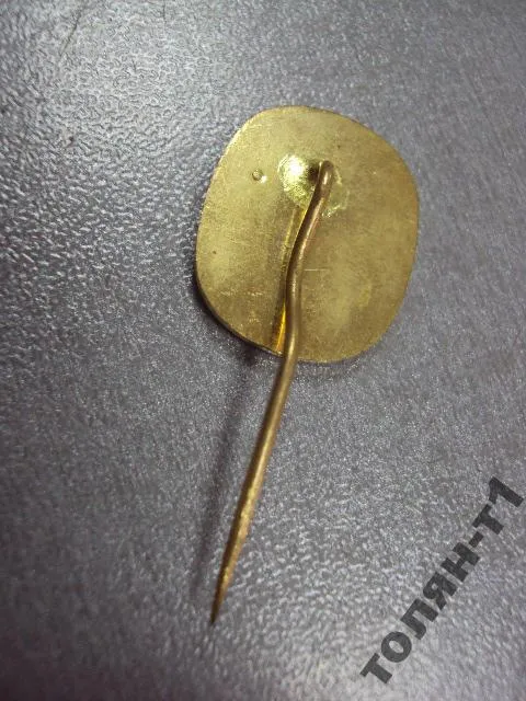 знак фрачник 25 LET K.P.VKD 1958-1983 №9719 Продаж