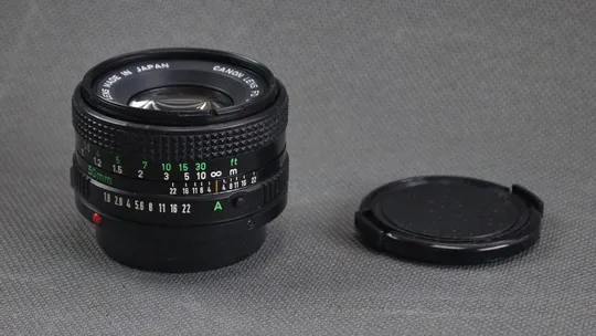 объектив Canon FD 50mm/1.8 Ф52мм на полный кадр (24x36mm) Інтернет-аукціон