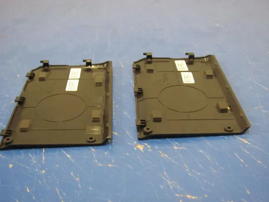 №225-22 сервісна кришка BA75-01860A BA81-03381A для SAMSUNG R70 NP-R70 NP-R560 R560 оригінал З аукціону