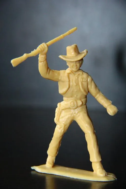 ковбой с ружьем Domplast ФРГ 65-70мм Ціна