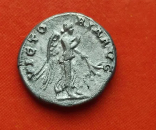 Виктория богиня Победы, денарий,серебряная монета древнего Рима, император Адриан df446 З аукціону