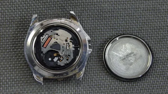 Seiko LORUS TRI-LUM SX 100м. WR корпус нержавейка model: V142-0A10 (A4) Продаж