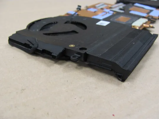 382-27 система охолодження AT2VR001FA0 0H0YNP для Dell Alienware M15 R3 R4 оригінал Характеристики