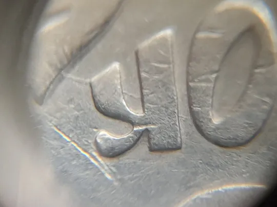 (6495) 50 копійок 1992 1ААм розколи від канту через вінок та 1 гроно до "0" + між 3 та 4 гронами до "ОК" на реверсі  (50 копеек 1992 1ААм) Де купити