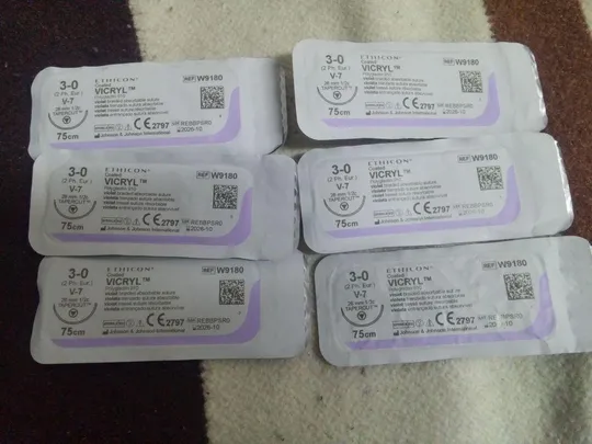 Купити Шовный материал Викрил W9180 26мм 3-0 6штук