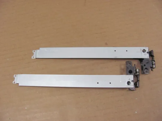 839-19 кріплення матриці з петлями  для Dell Latitude 14 3410 E3410 оригінал З аукціону