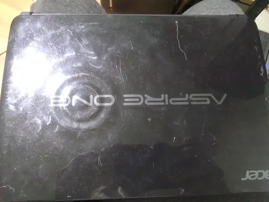 Купити ноутбук 10" acer d270