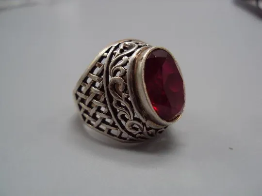 Женское кольцо с красным камнем серебро 875 проба ссср звездочка 4ХЮ вес 7,44 г 17,5 размер №14365 Ціна