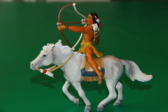 ІНДІАНЕЦЬ СІУ З ЛУКОМ на коні индеец SCHLEICH 90-100мм ФРГ ФРН Продаж