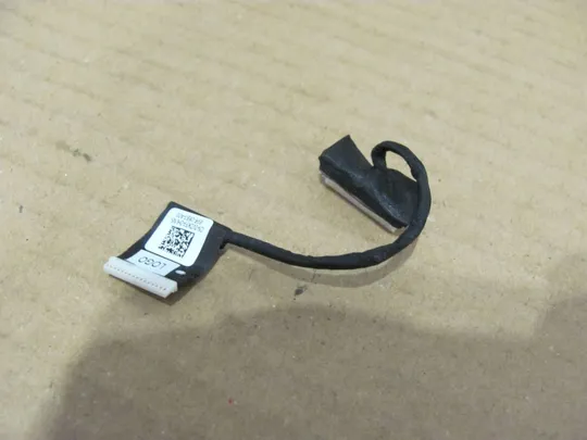 577-19 шлейф 0VDKF9 DC02002IR00 для DELL Alienware 15 R3 оригінал Ціна