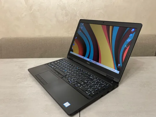 Купити Ультрабук Dell Latitude 5590, 15,6&quot; FHD IPS, i5-8350U, 16GB DDR4, 256GB SSD
