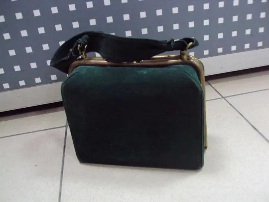 Женская вышитая сумка ридикюль винтаж гобелен вышивка цветы молния 808 размеры 15 х 17 см №10928 Інтернет-аукціон