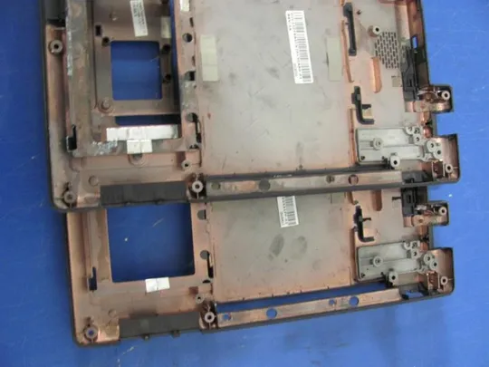 №141-1 Кришка дно піддон корпуса DZC33ZYBBSTN для ACER 7745G оригінал З аукціону