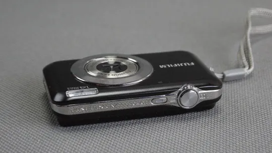цифровой фотоаппарат FujiFilm Finepix JV150W 14.0Mpix Продаж