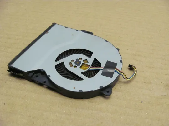46-15 Вентилятор (кулер, FAN) 13NB0771AM0101 для ASUS F751L X751 K751 оригінал Ціна