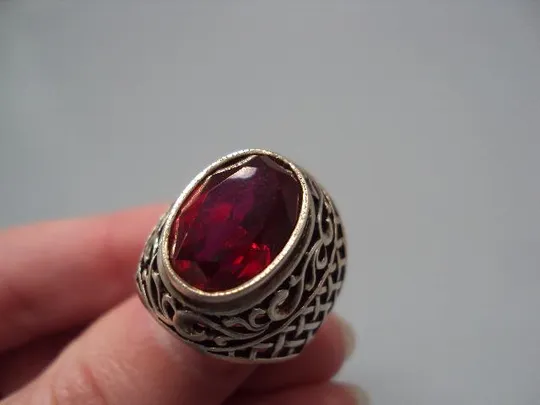 Женское кольцо с красным камнем серебро 875 проба ссср звездочка 4ХЮ вес 7,44 г 17,5 размер №14365 Характеристики