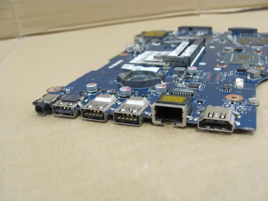 432-7 материнська плата VAW01 LA-9101P SR0XL  I5-3337U для  Dell Inspiron 15 3000  3521  5521 оригінал Недорого