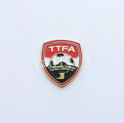 фото, футбол  значок  Федерация футбола  Острова Теркс и Кайкос  /конфедерация КОНКАКАФ /