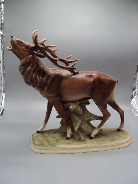 Фигура керамика Германия Sitzendorfer Porcelain Works олень большой высота 34 см под реставрацию №20 Ціна