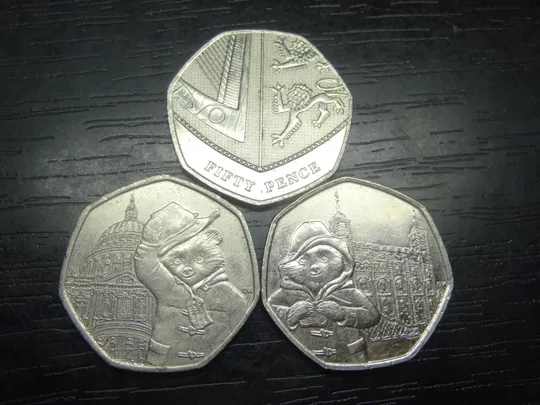 50 пенсів 2019 Британія (три різновиди) Ціна