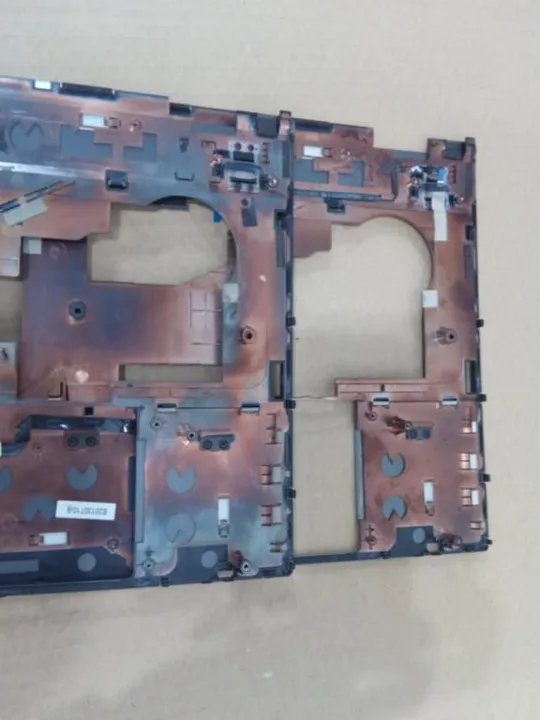 №336-3 панель палмрест 652652-001 690645-001 для HP 8560w 8570w оригінал Продаж