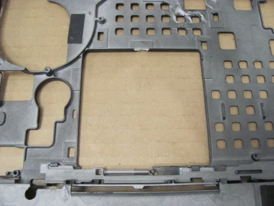 номер0982-1 Кришка дно піддон корпуса type-C AM1DI000601 0HDW1J для Dell Precision 7510 7520 оригінал Недорого