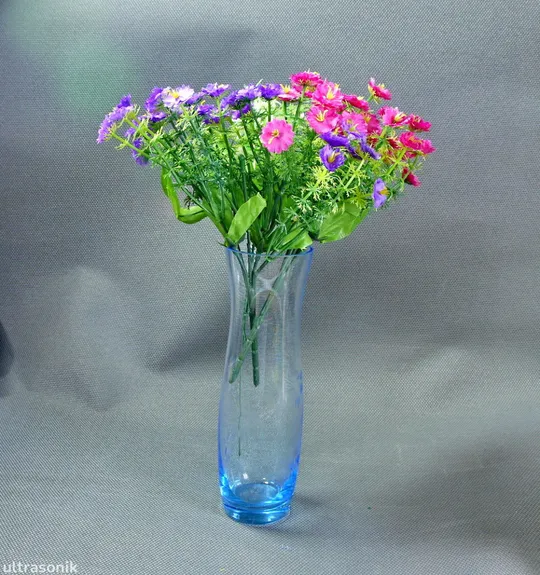 Ваза для квітів блакитне радянське кольорове скло Вживане в Україні