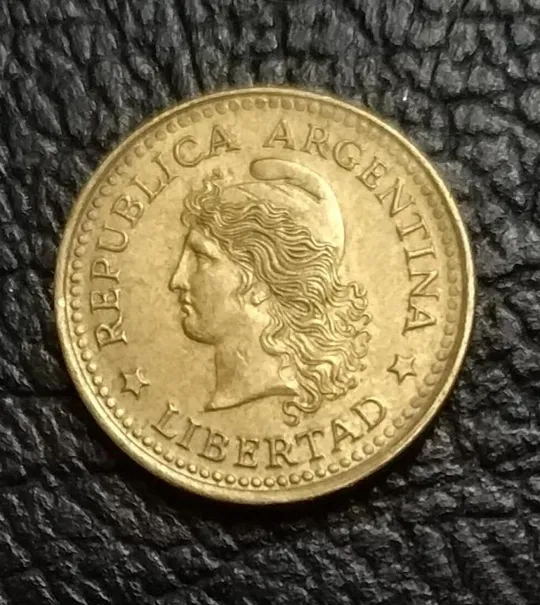 Купити Аргентина 10 сентаво 1973 год