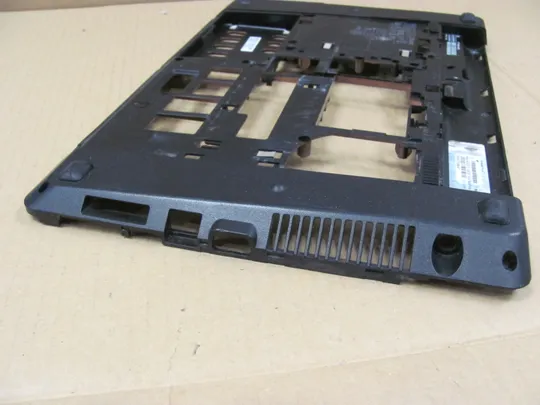746-17 Кришка дно піддон корпуса 646261-001 6070B0491601 для HP Probook 4530s 4535s оригінал На торгах