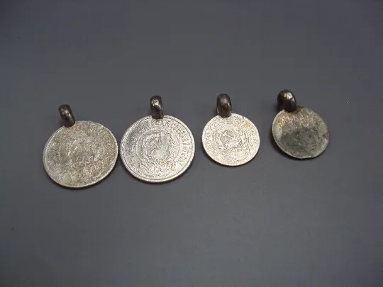 Кулон дукач подвеска дукачи серебро 20 копеек 10 копеек 1923 г ссср вес 11.53 г лот 4 шт №178796 Характеристики