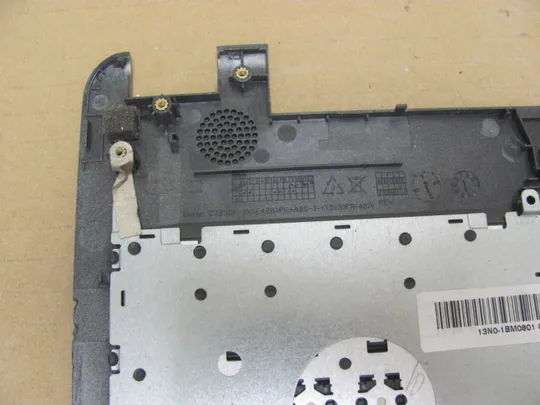 номер0956-7 Кришка панель клавіатура ДОНОР  0KN0-1B1GE11  для Medion E6412, E6415, E6416 оригінал Недорого