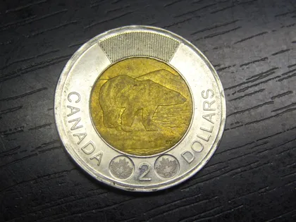 фото, 2 долара 2013 Канада