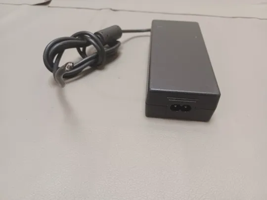 0953 адаптер живлення QMATIC EA11002B 19.24V 5.2A 100W НІМЕЧЧИНА Продаж