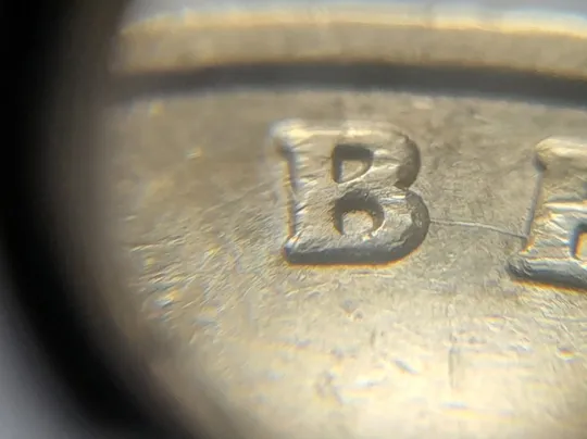 Купити (4737) 1 гривня 2012 розколи у слові "ВЕЛИКИЙ" на реверсі (1 гривна 2012 брак)