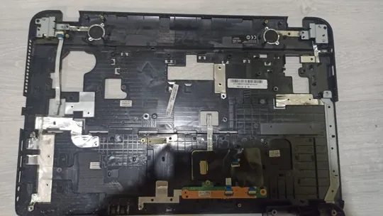 верх і корито Toshiba C70D C70D-A в зборі З аукціону