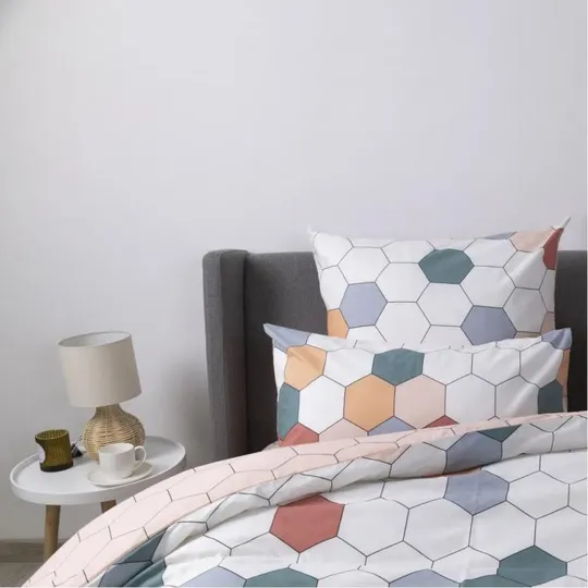 Постельное белье семейное ТЕП Happy Sleep Красочные соты 2-03797-28994 150х215х2 см Інтернет-аукціон