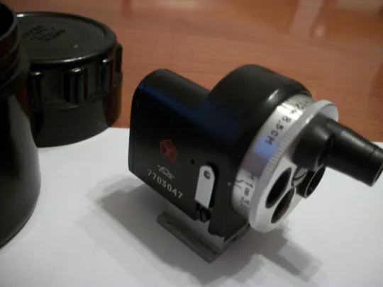 Купити Универсальный видоискатель барабанный . New-Нов . Коллекционный , с красным штампом знак качества,