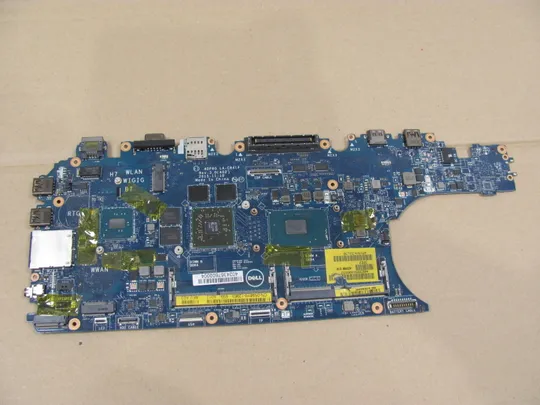 645-13 материнська плата  ADP80 LA-C841P 0N98Y6 SR2FU  I7-6820HQ для DELL  LATITUDE E5570  оригінал Ціна