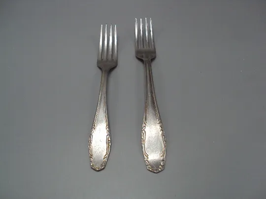 Столовые приборы вилки нерж столовая и десертная вилка нержавейка 18,2 см и 20 см лот 2 шт №18639в Ціна