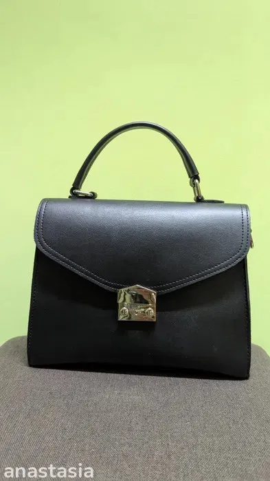 Чорна жіноча сумка Ціна