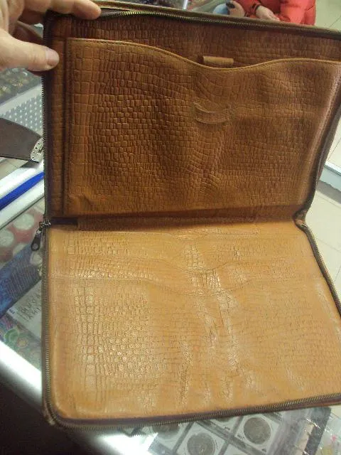 папка кожанная участковый мвд, студент ссср №7045 З аукціону