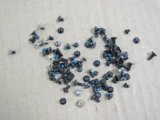 номер0252-8 комплектуюче гвинти    для  Dell Latitude 5590 оригінал Ціна