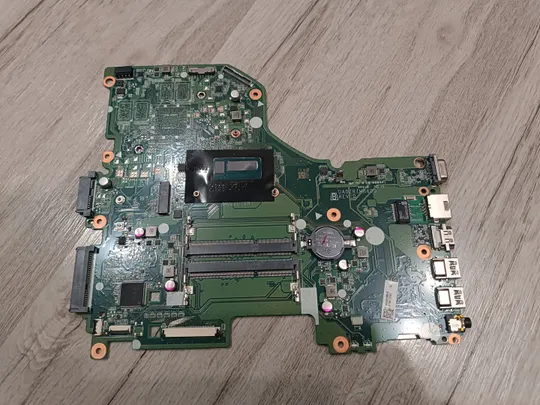 Материнська плата  для ноутбука Acer Aspire E15 E5-573 (DA0ZRTMB6D0 REV:D) Ціна