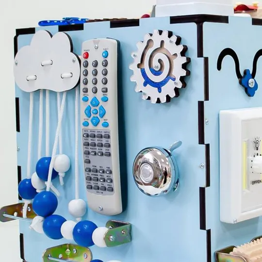 Бизикуб 30x30x30см, 33 элемента, Голубой (Развивающий бизиборд для детей) Характеристики