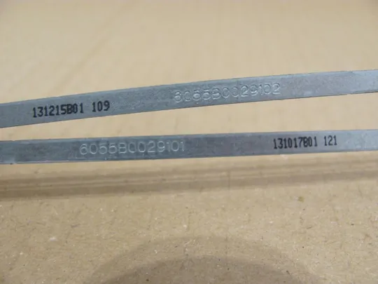 501-19 кріплення з петлями 6055B0029101 для Toshiba Satellite C50 C55 оригінал Де купити