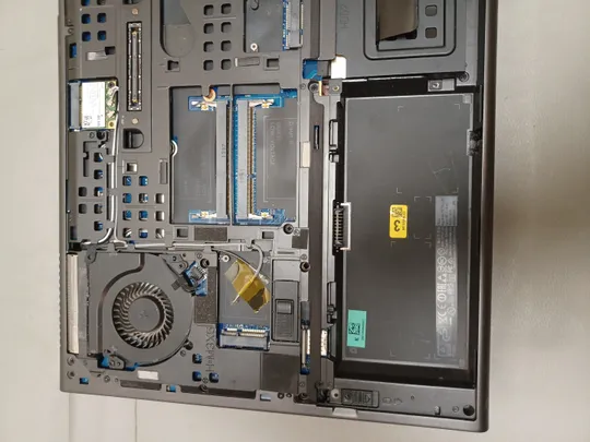 1038 DELL PRECISION M6800 core i7-4810MQ 4GB НІМЕЧЧИНА Характеристики