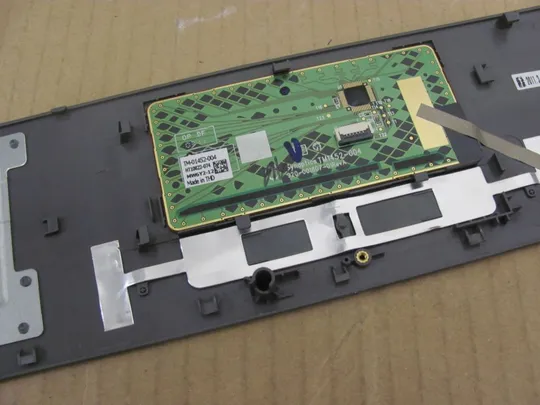 номер0275-3 Кришка панель тачпад 6070B0432601 605782-001 для HP 625 оригінал З аукціону